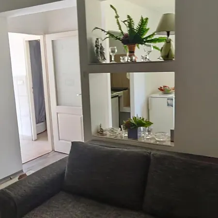 Divlji Raj Apartment Belgrad